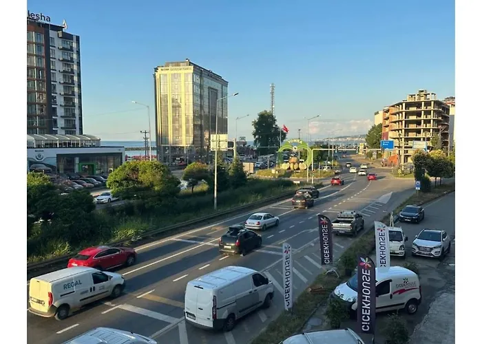 Apartman Manzarali Ev *